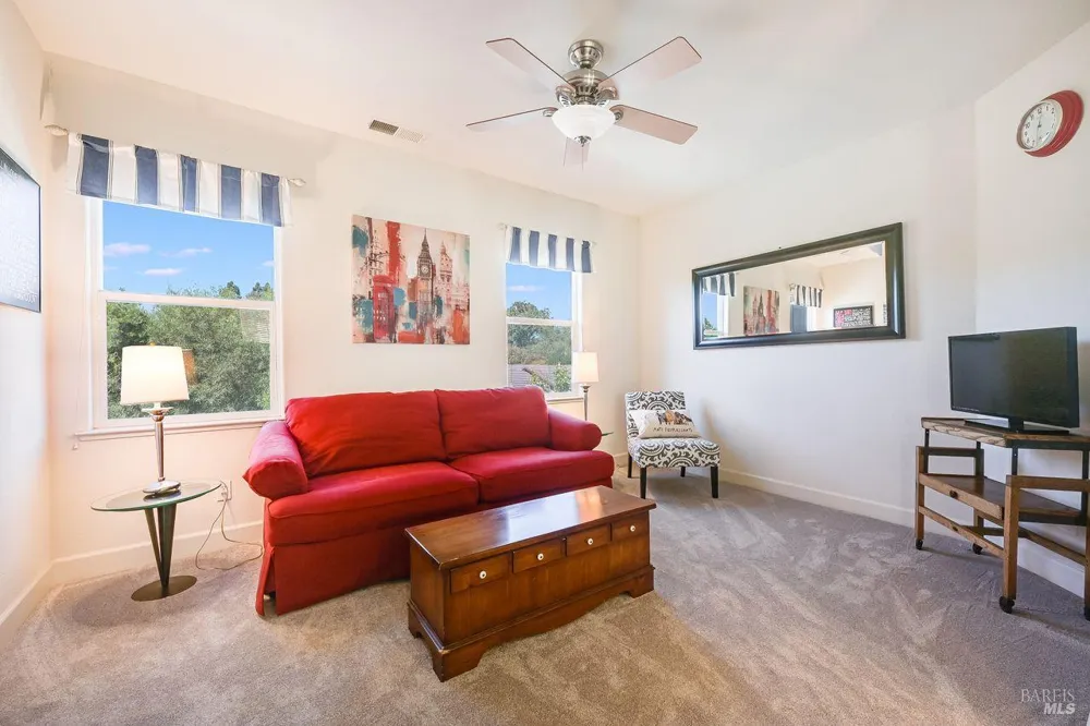415 Decanter Circle Windsor, CA 95492