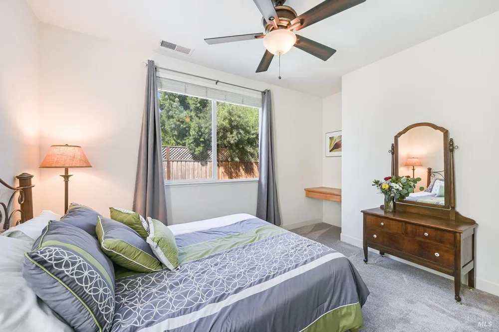 415 Decanter Circle Windsor, CA 95492
