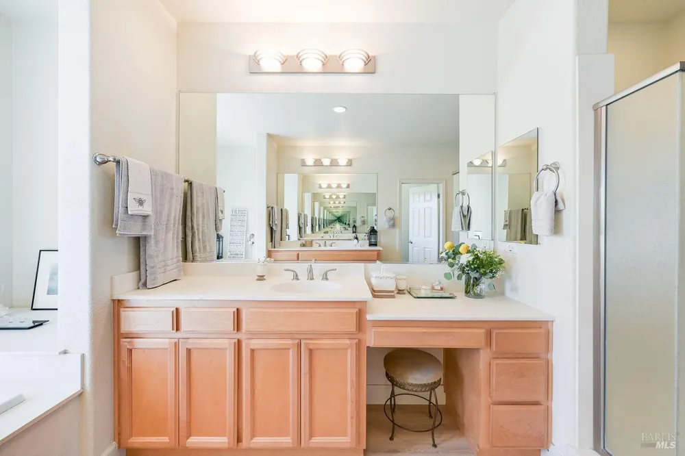 415 Decanter Circle Windsor, CA 95492