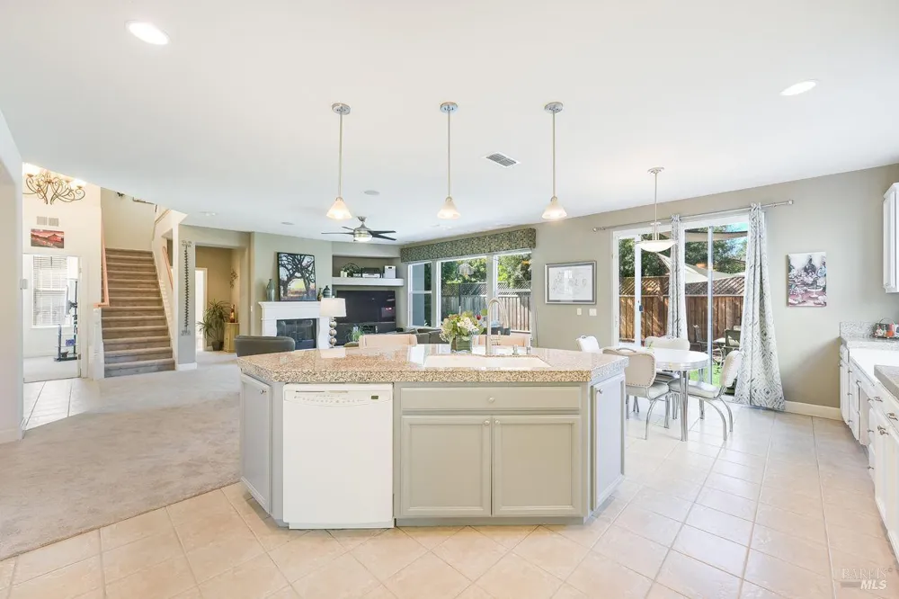 415 Decanter Circle Windsor, CA 95492