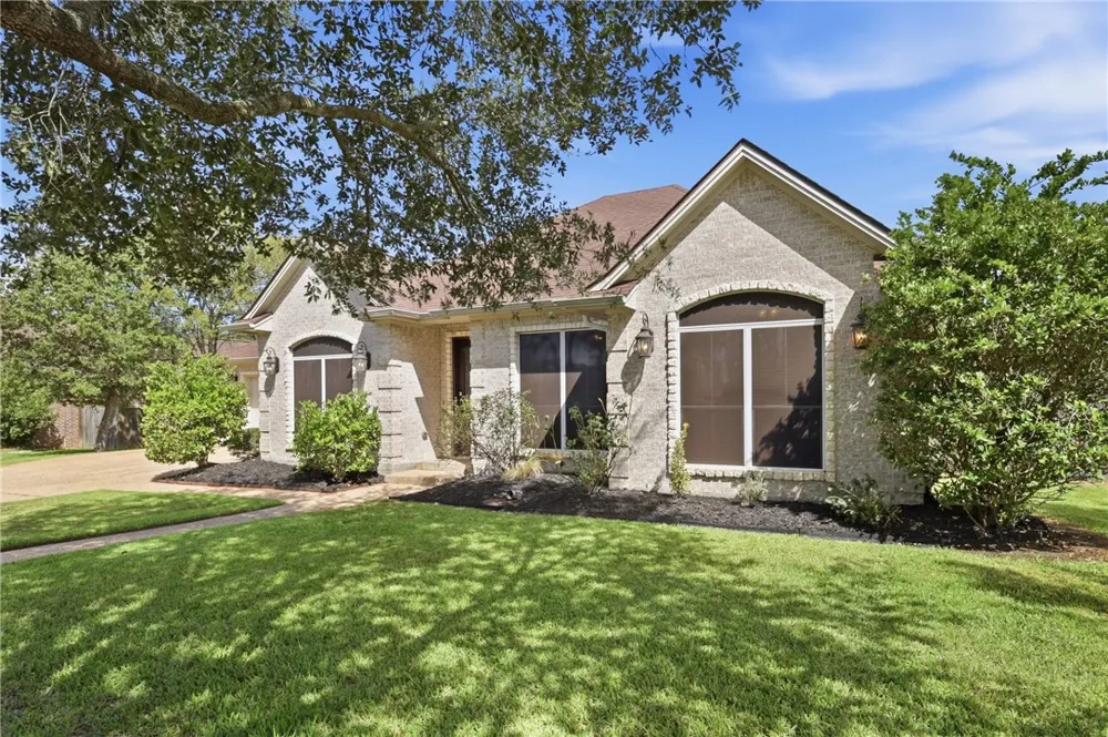 2151 Rockcliffe Loop College Station, TX 77845
