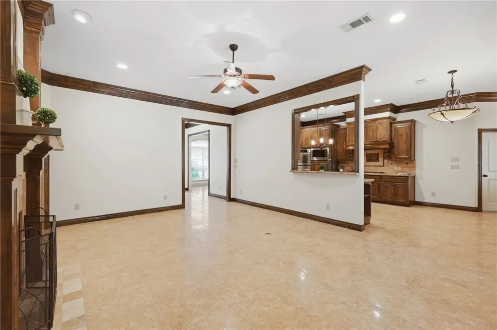 2151 Rockcliffe Loop College Station, TX 77845