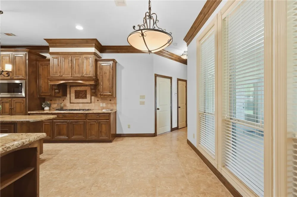 2151 Rockcliffe Loop College Station, TX 77845