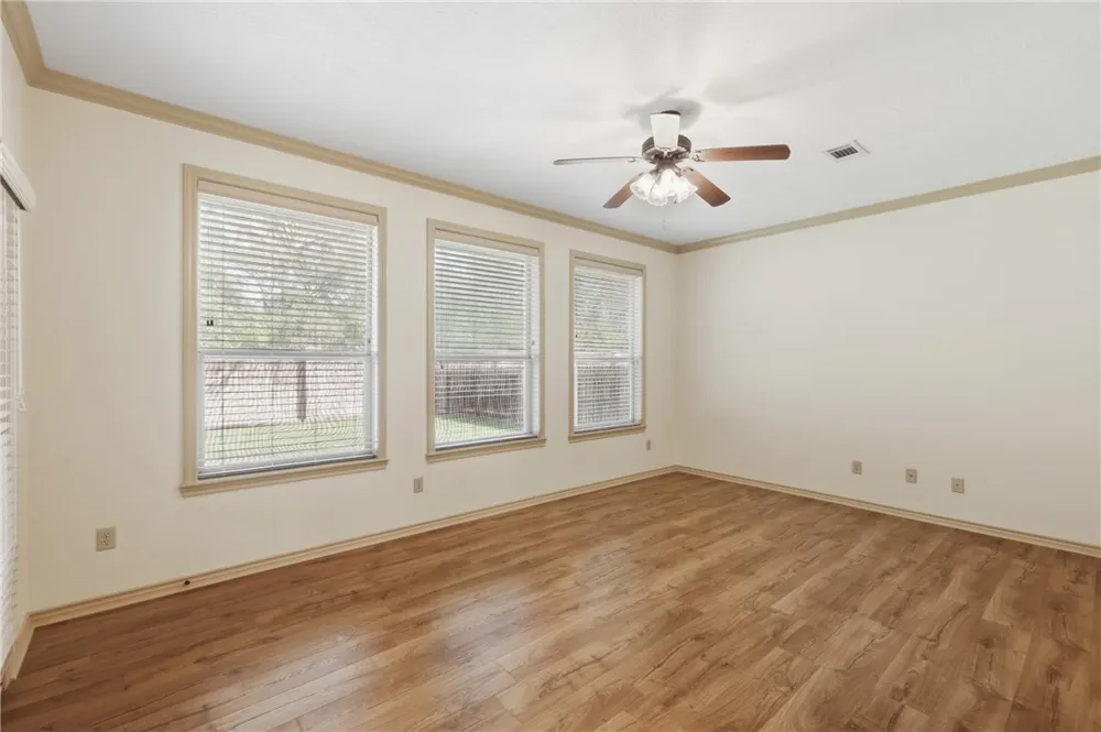 2151 Rockcliffe Loop College Station, TX 77845