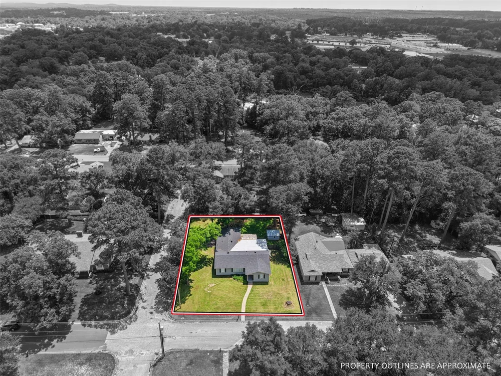801 Park Gilmer, TX 75644