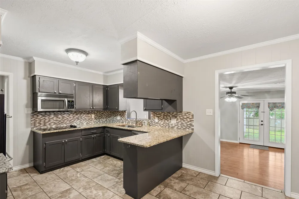 801 Park Gilmer, TX 75644