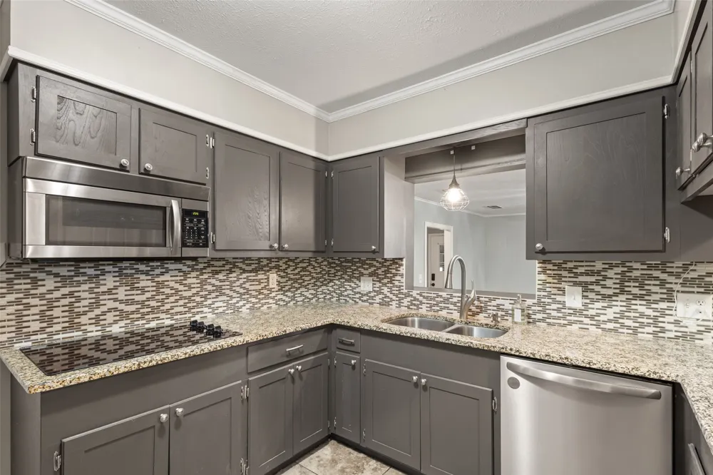 801 Park Gilmer, TX 75644