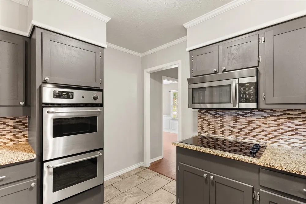 801 Park Gilmer, TX 75644
