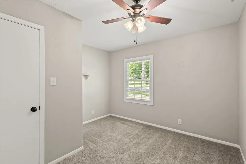 801 Park Gilmer, TX 75644