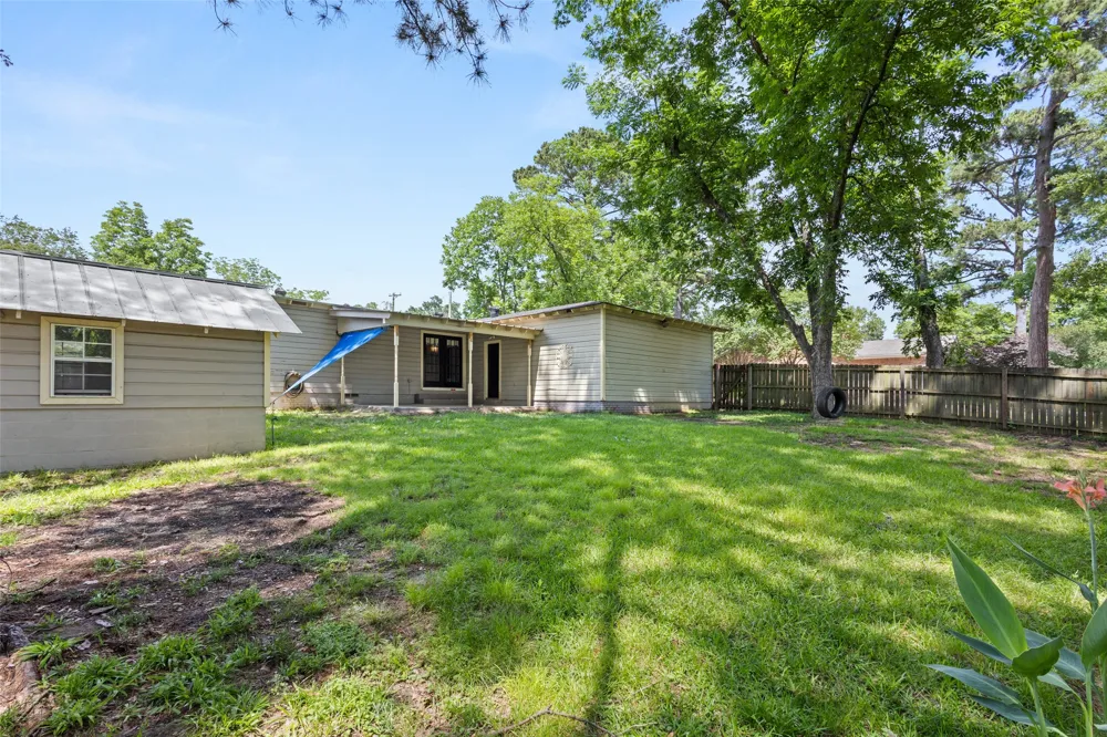 801 Park Gilmer, TX 75644