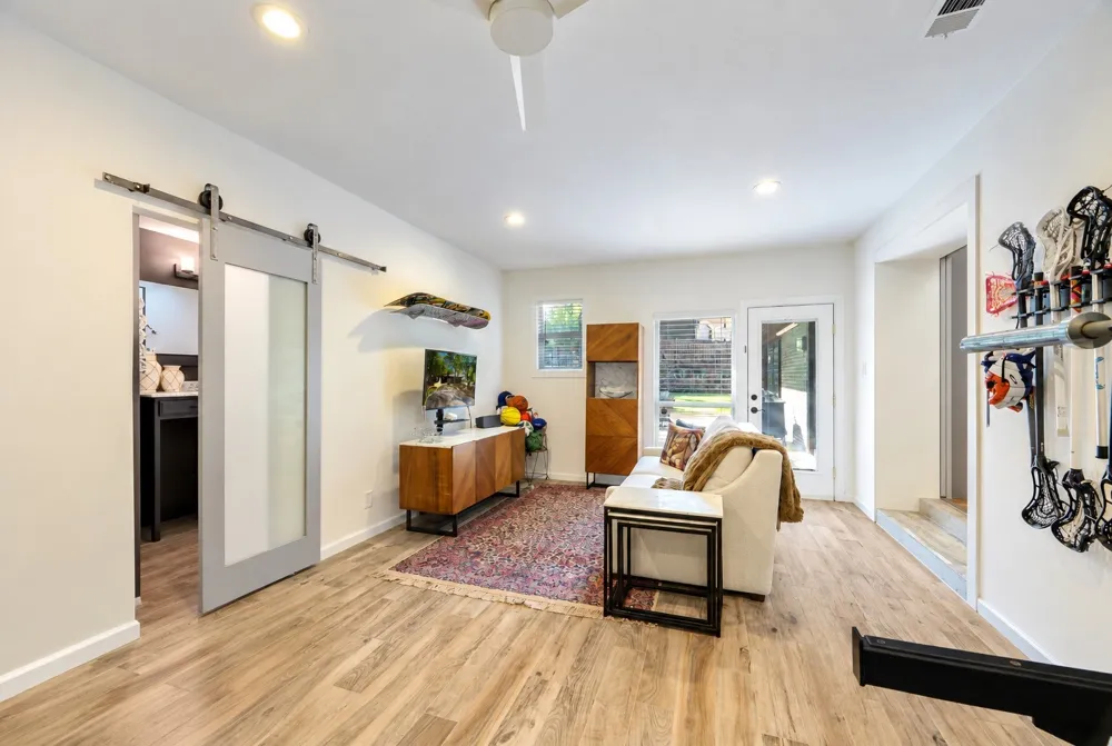 301 Lakeland Drive Highland Village, TX 75077