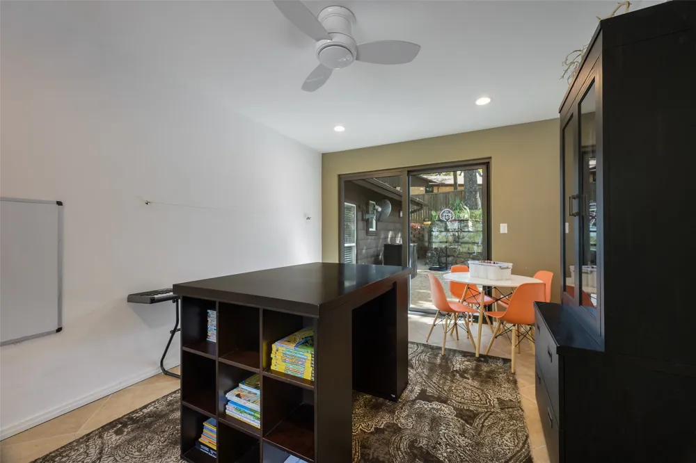 301 Lakeland Drive Highland Village, TX 75077