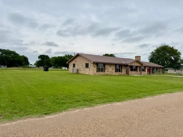 22184 Old River Road Trinidad, TX 75163
