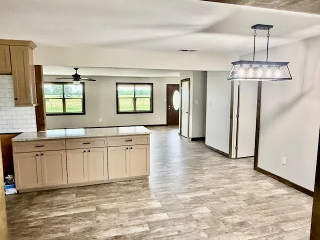22184 Old River Road Trinidad, TX 75163