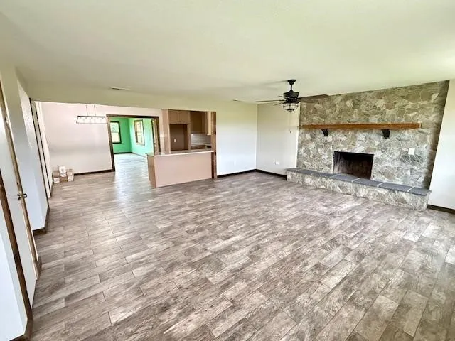 22184 Old River Road Trinidad, TX 75163
