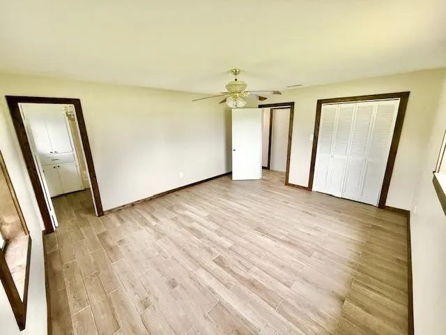 22184 Old River Road Trinidad, TX 75163