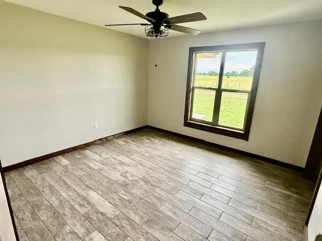 22184 Old River Road Trinidad, TX 75163