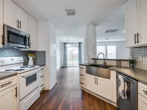1428 Laurel Hall Lane