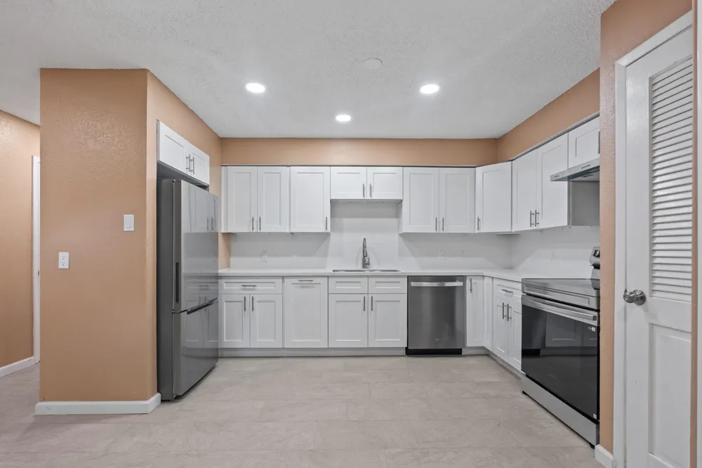 6713 Biggs Court Houston, TX 77061