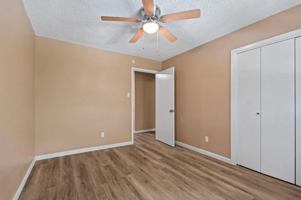 6713 Biggs Court Houston, TX 77061