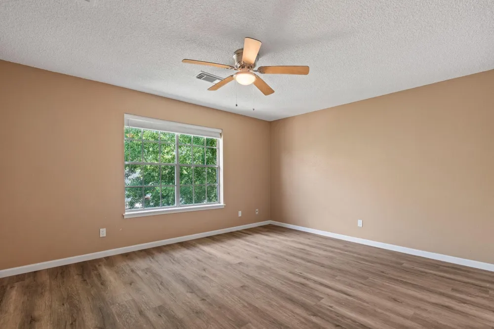 6713 Biggs Court Houston, TX 77061