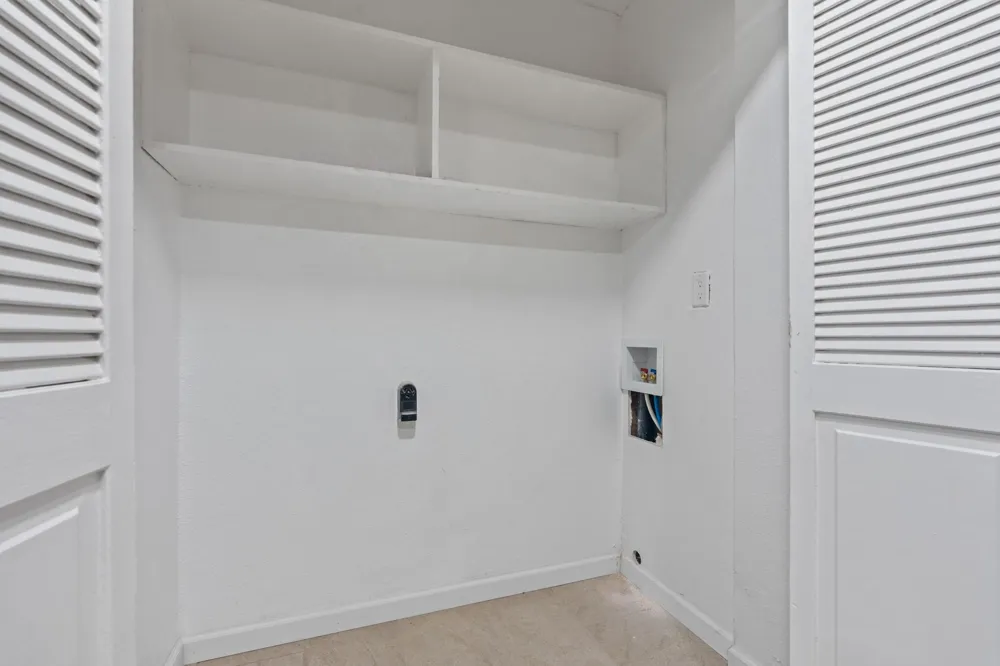 6713 Biggs Court Houston, TX 77061