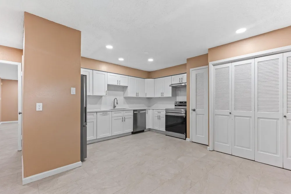 6713 Biggs Court Houston, TX 77061