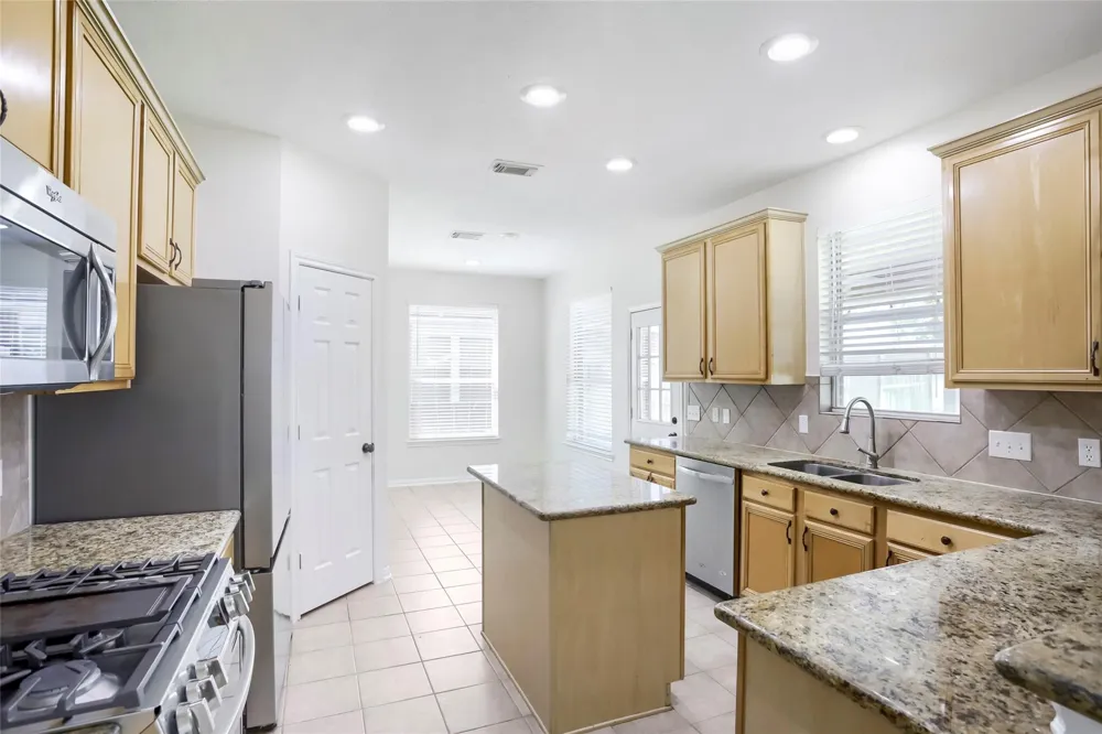 16315 E Amber Willow Trail Cypress, TX 77433
