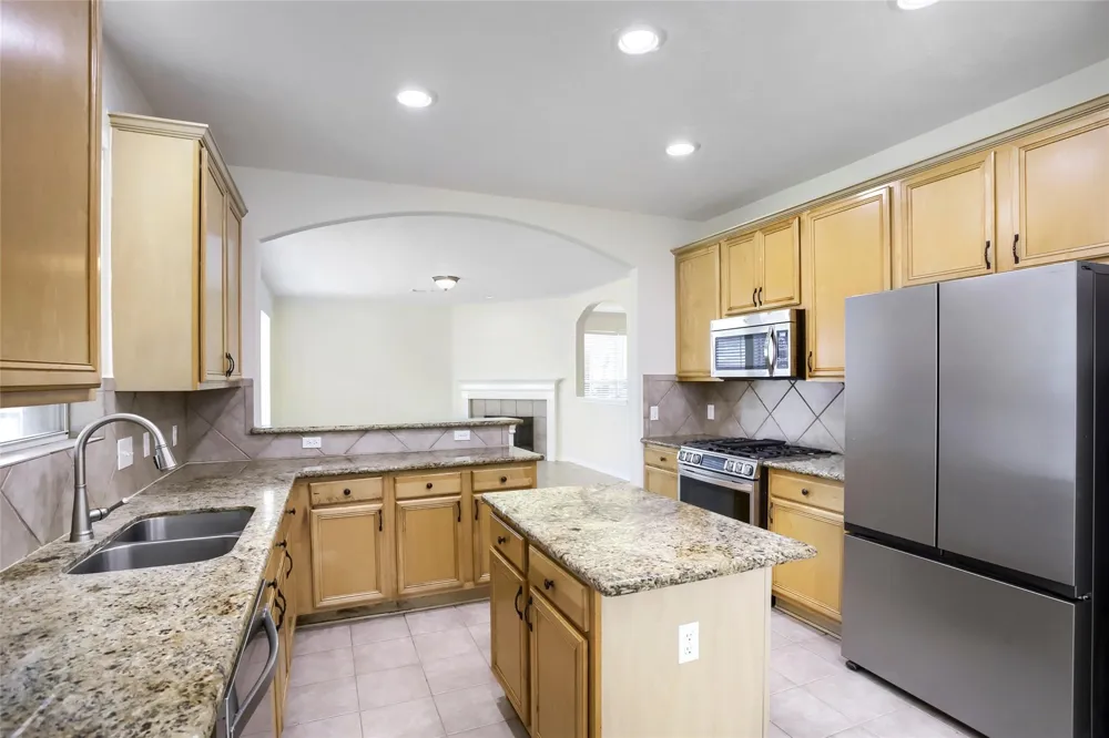 16315 E Amber Willow Trail Cypress, TX 77433