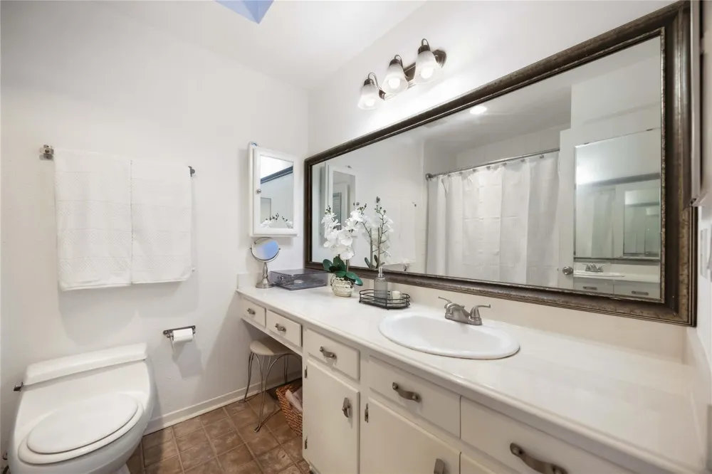 1669 Prairie Grove Drive Houston, TX 77077