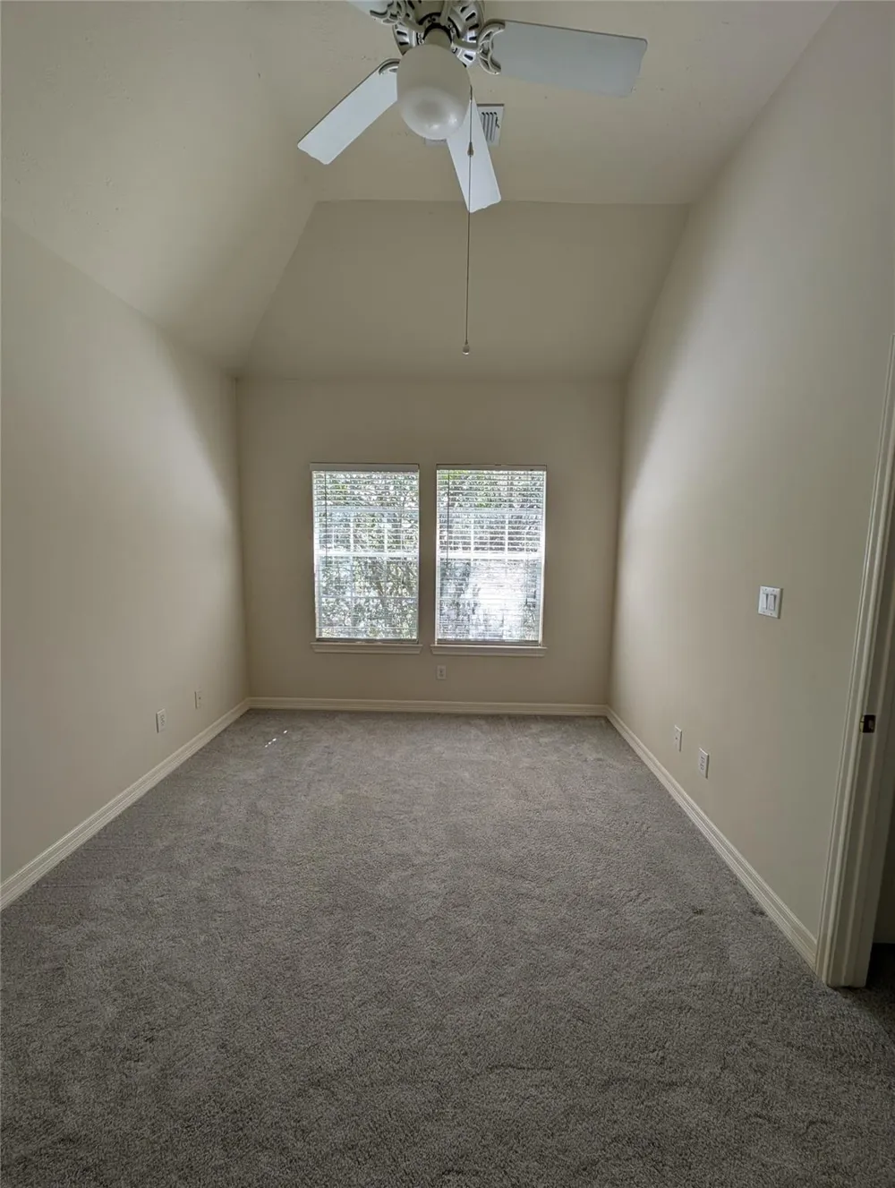 5302 Blossom Street Houston, TX 77007