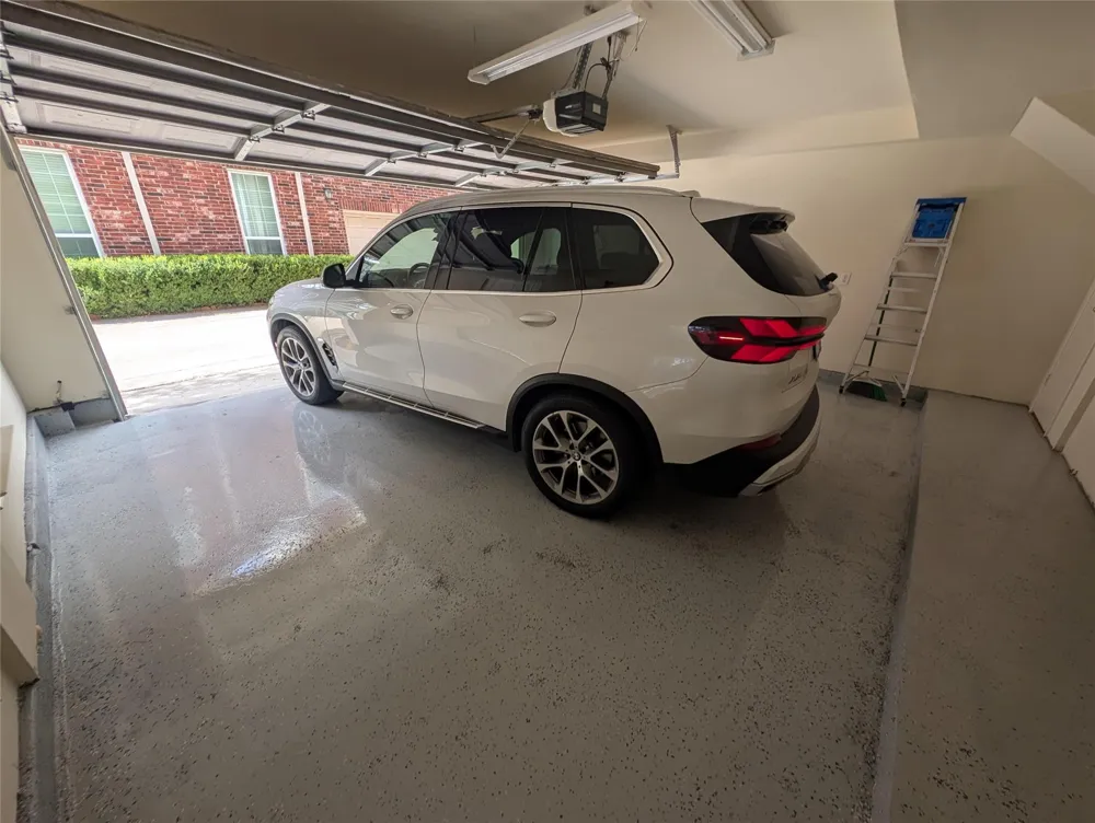 5302 Blossom Street Houston, TX 77007