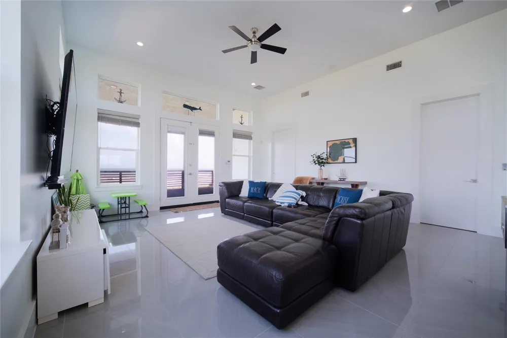 1402 County Road 230 #230 Bay City, TX 77414