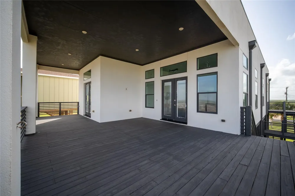 1402 County Road 230 #230 Bay City, TX 77414