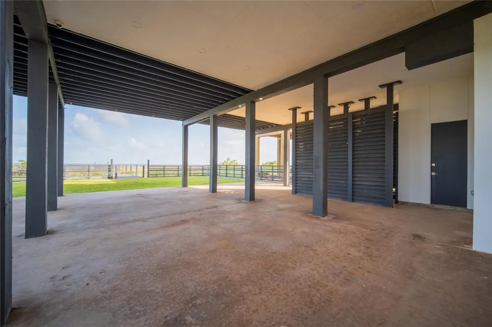 1402 County Road 230 #230 Bay City, TX 77414