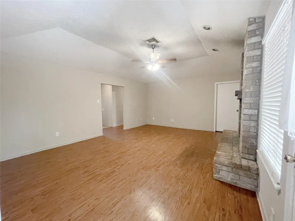 1922 Havenhouse Spring, TX 77386