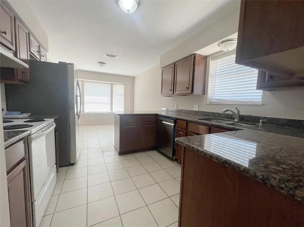 1922 Havenhouse Spring, TX 77386