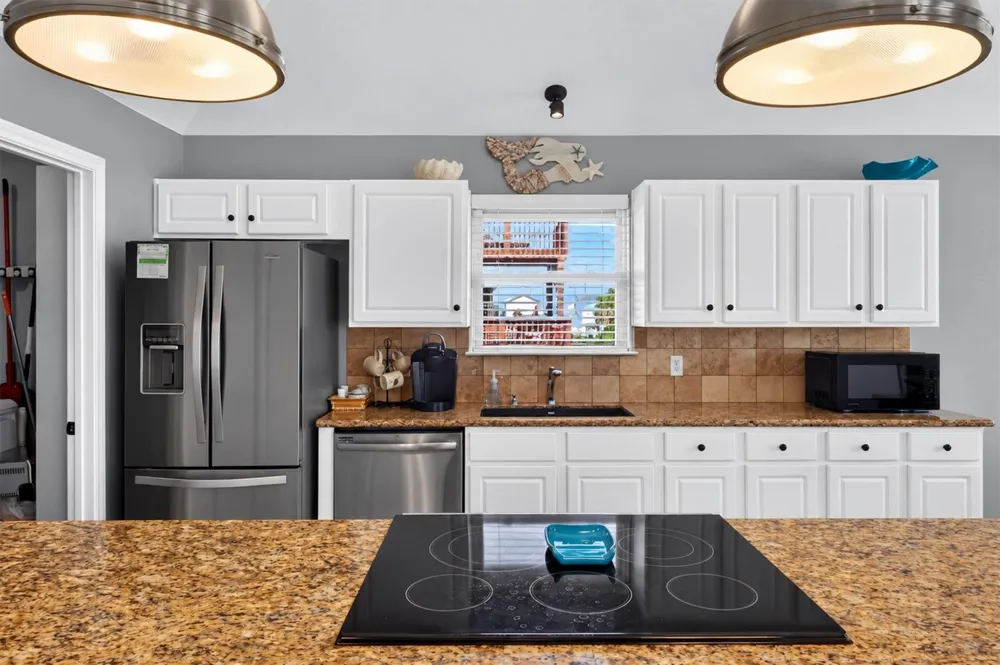 21531 Zachary Galveston, TX 77554