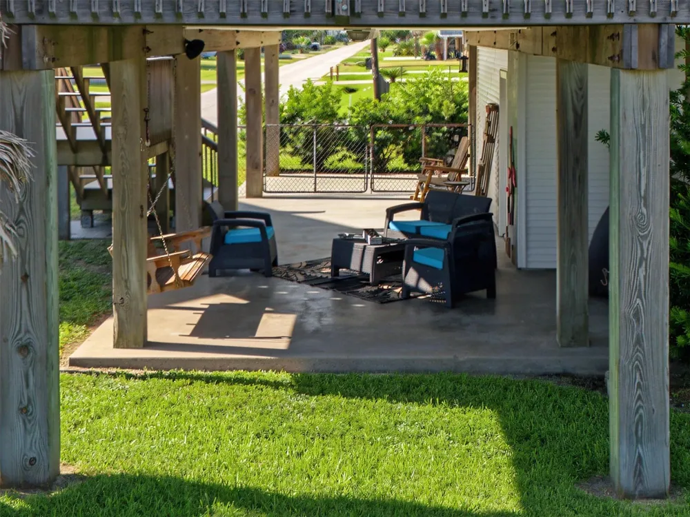 21531 Zachary Galveston, TX 77554