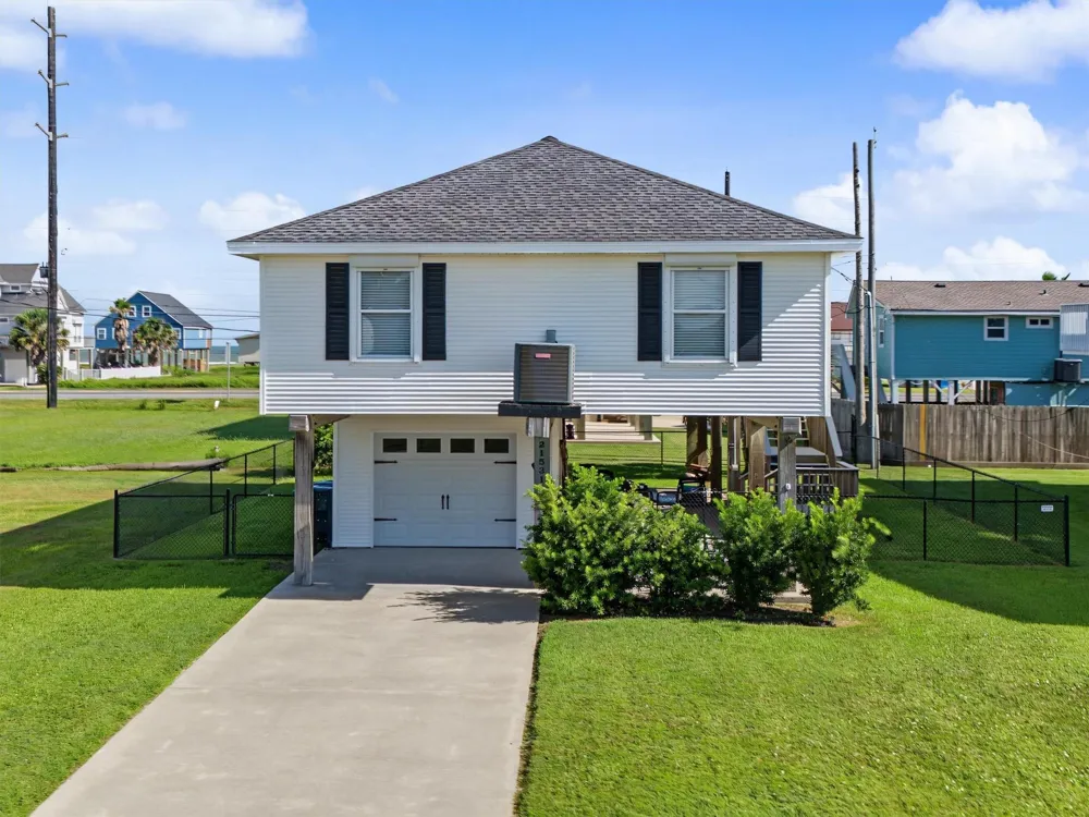 21531 Zachary Galveston, TX 77554