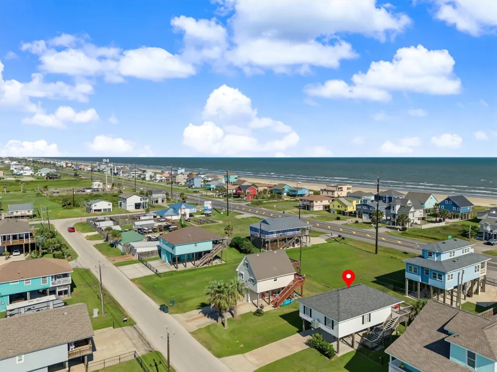 21531 Zachary Galveston, TX 77554