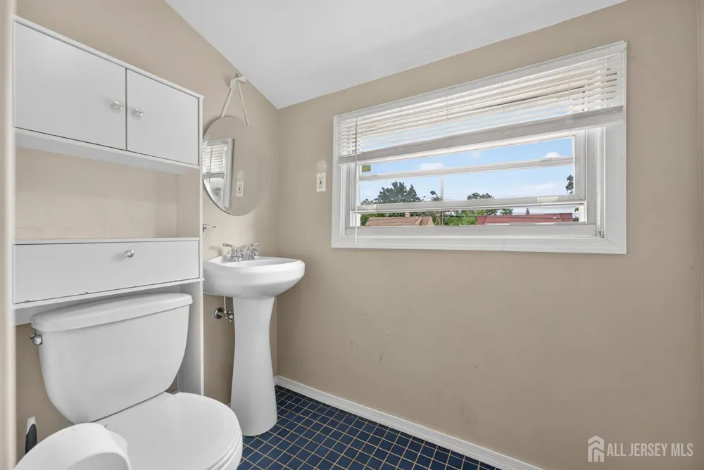 256 Austin Avenue Old Bridge, NJ 08857