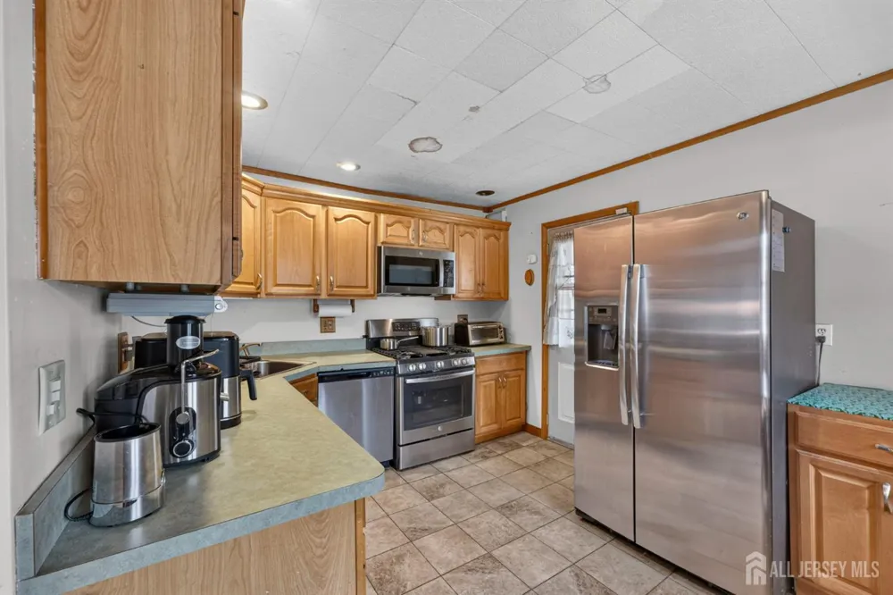 256 Austin Avenue Old Bridge, NJ 08857
