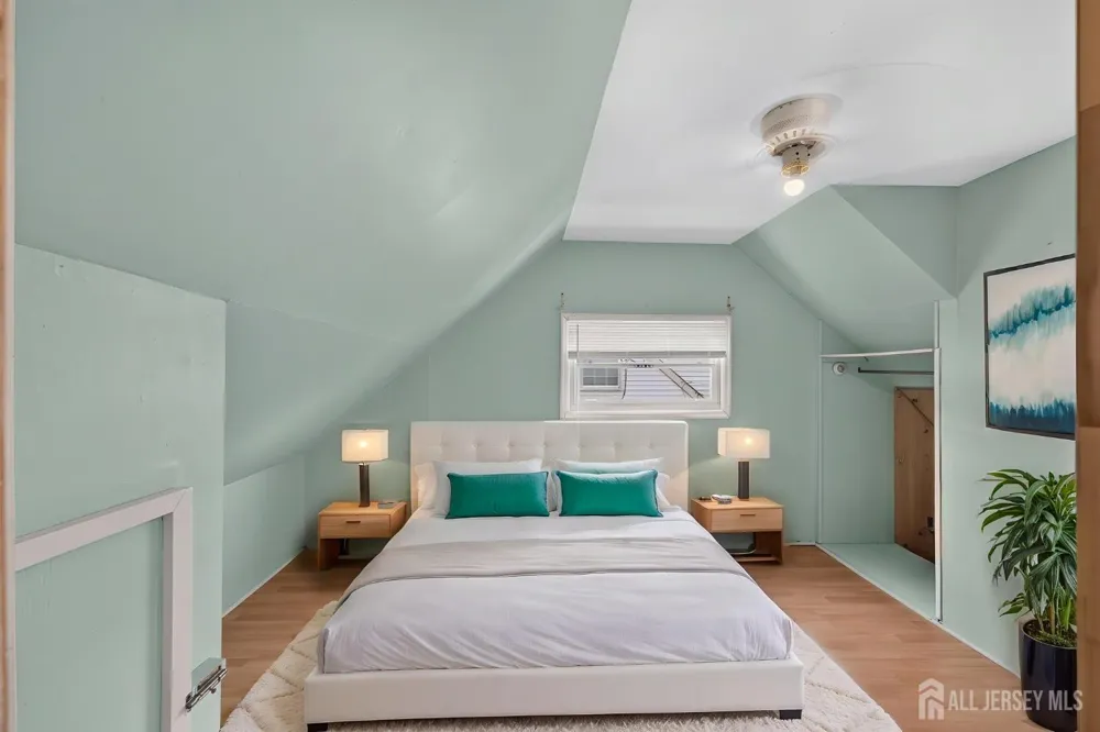 256 Austin Avenue Old Bridge, NJ 08857