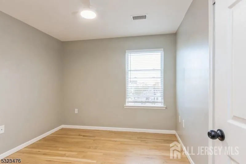 495 Catherine Street #3 Elizabeth, NJ 07201