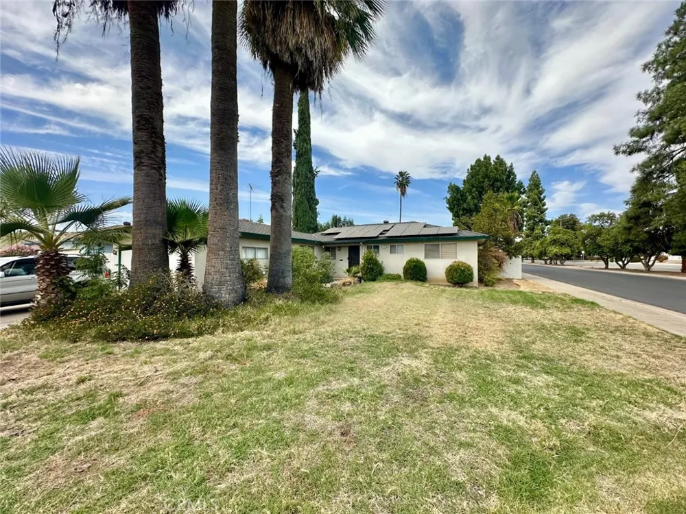 405 W Rialto Avenue Clovis, CA 93612