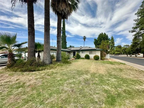 405 W Rialto Avenue
