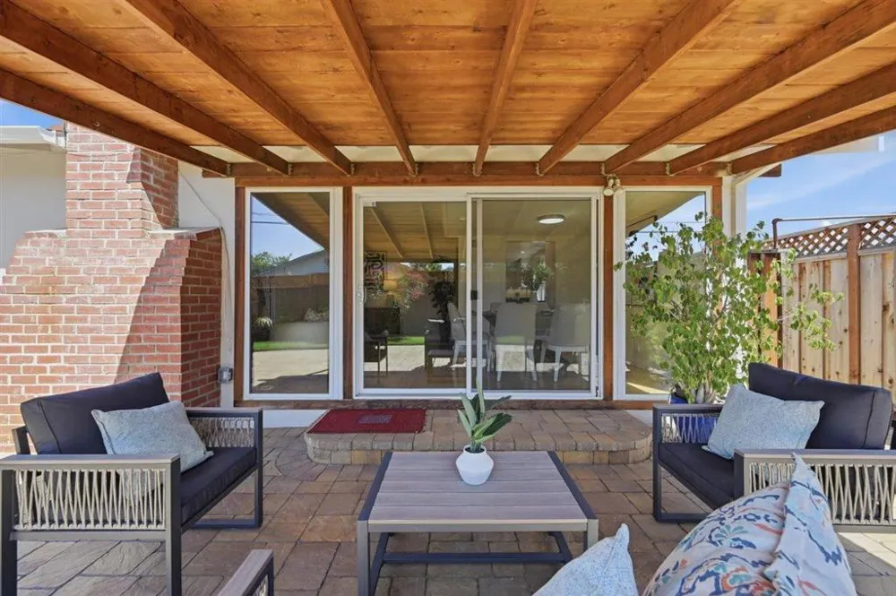 88 Muir Avenue Santa Clara, CA 95051