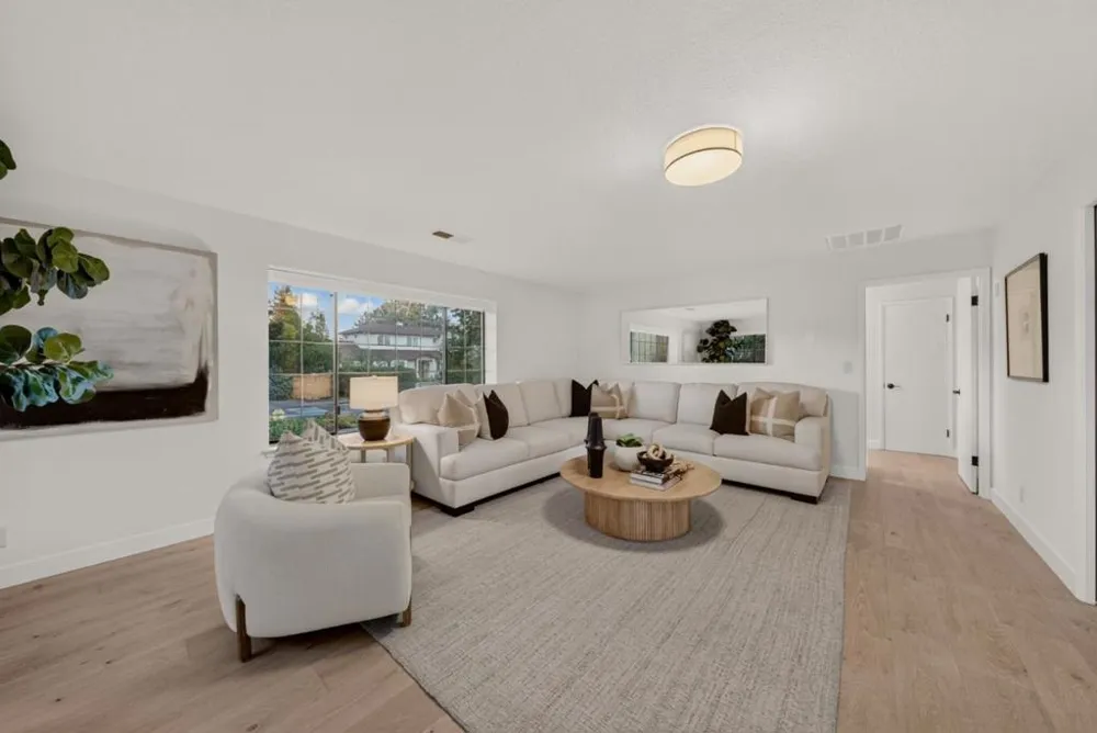 1215 Eva Avenue Los Altos, CA 94024