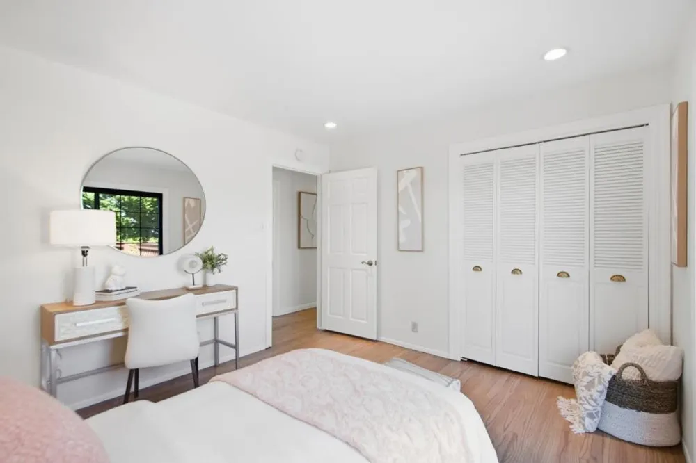 3402 Hillcrest Drive Belmont, CA 94002